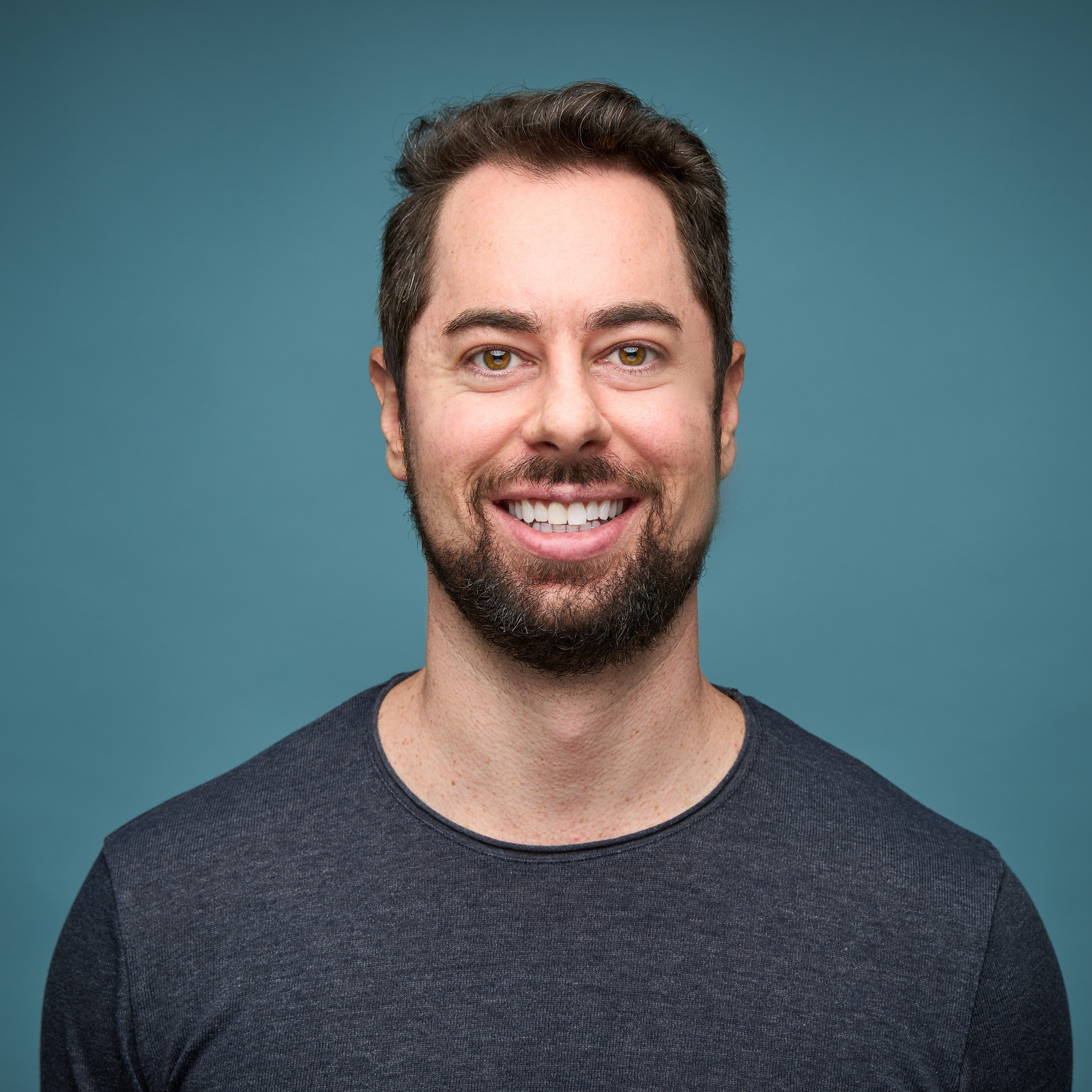 Ethan Geiling Headshot